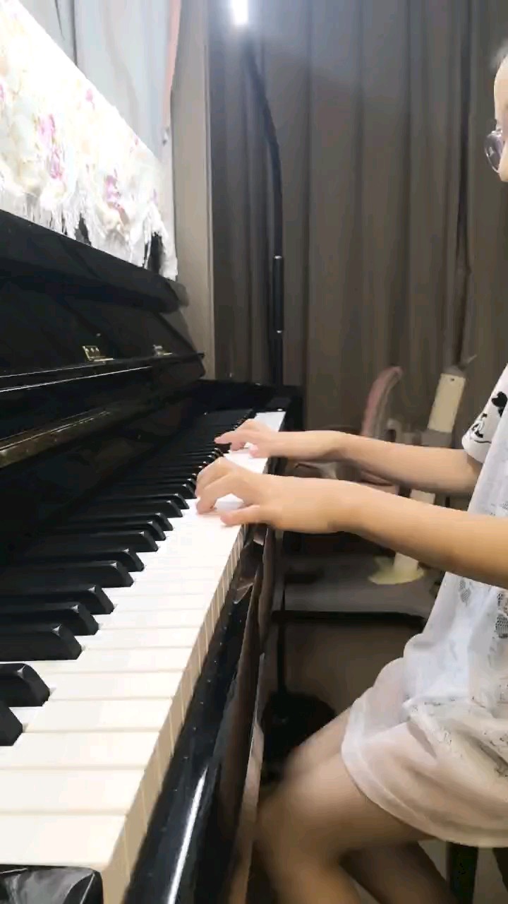 第一个作品，试试手