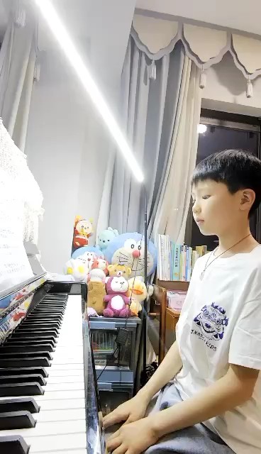 勿喷，谢谢😁😁😁求关注