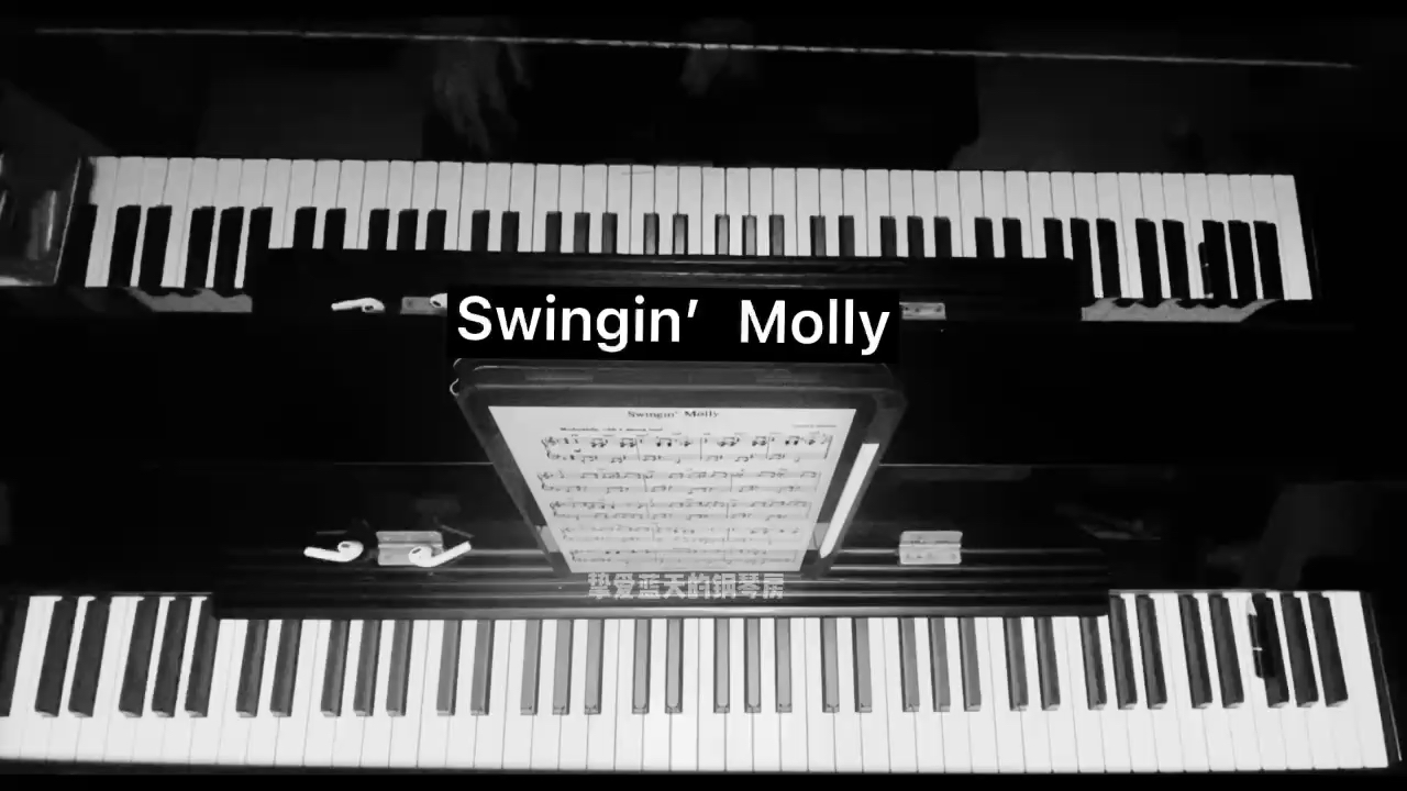 好听又简单的爵士Swingin‘ Molly