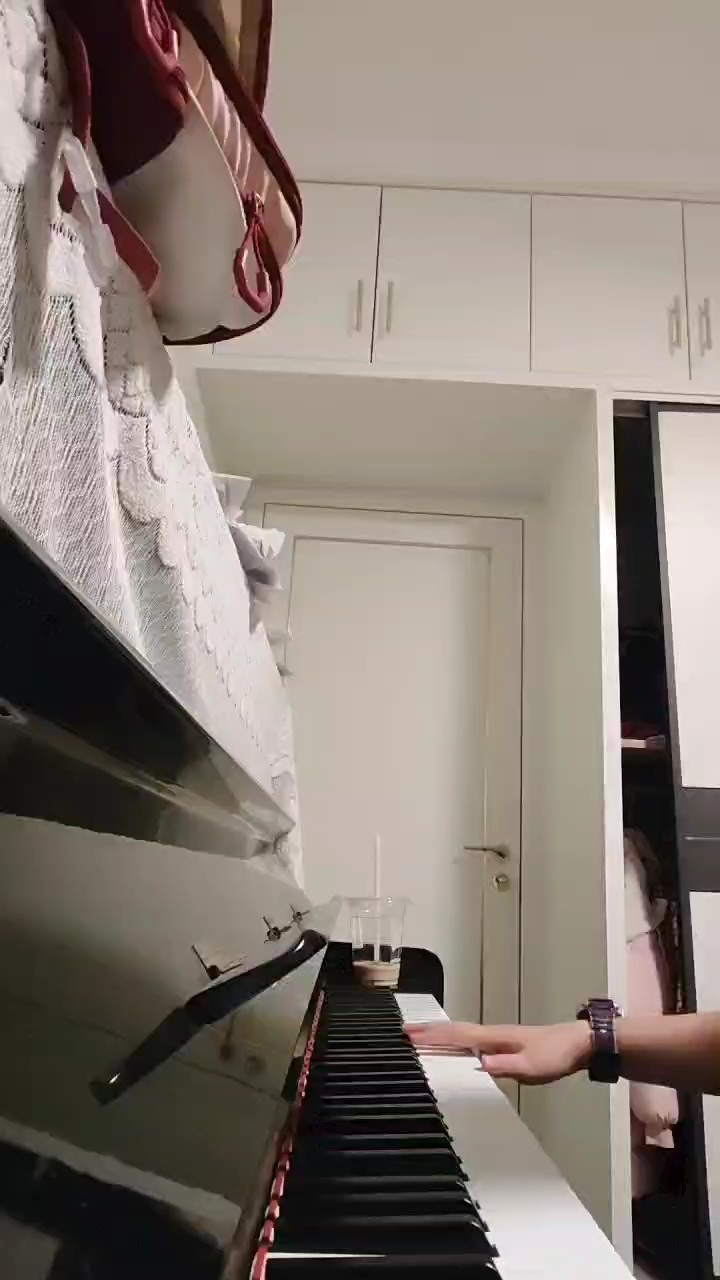 ...不知道该怎么描述  只求勿喷吧。