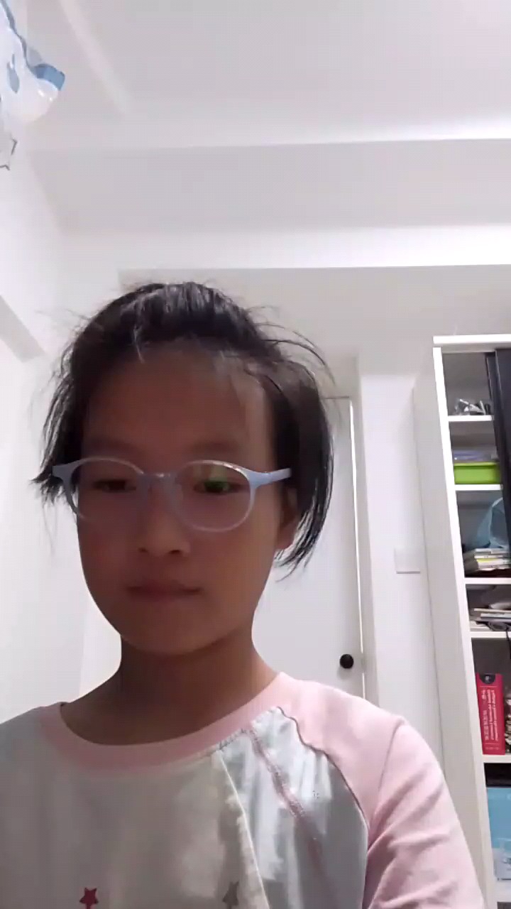 希望大家给我一个小❤❤，一朵小花花