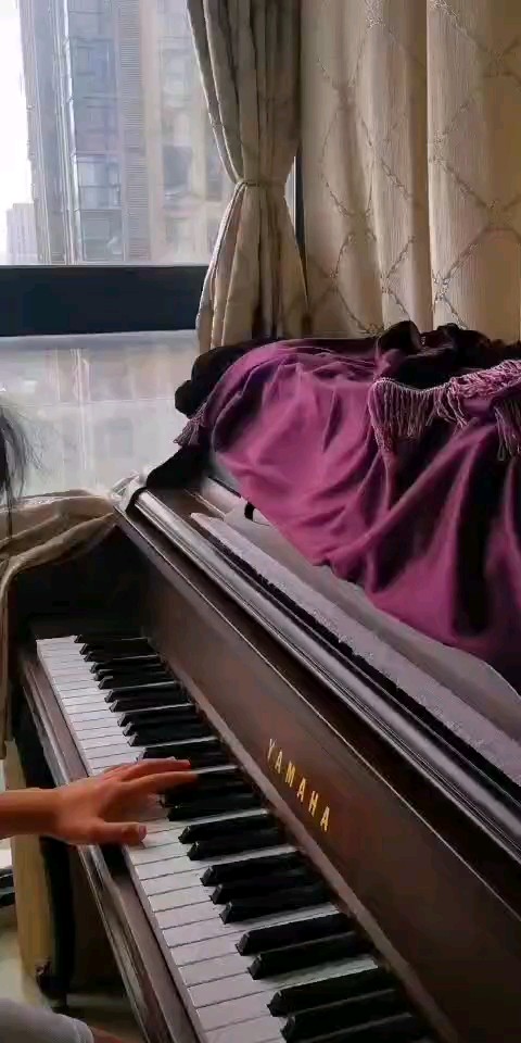 挺好听的，这首曲集我特别喜欢。