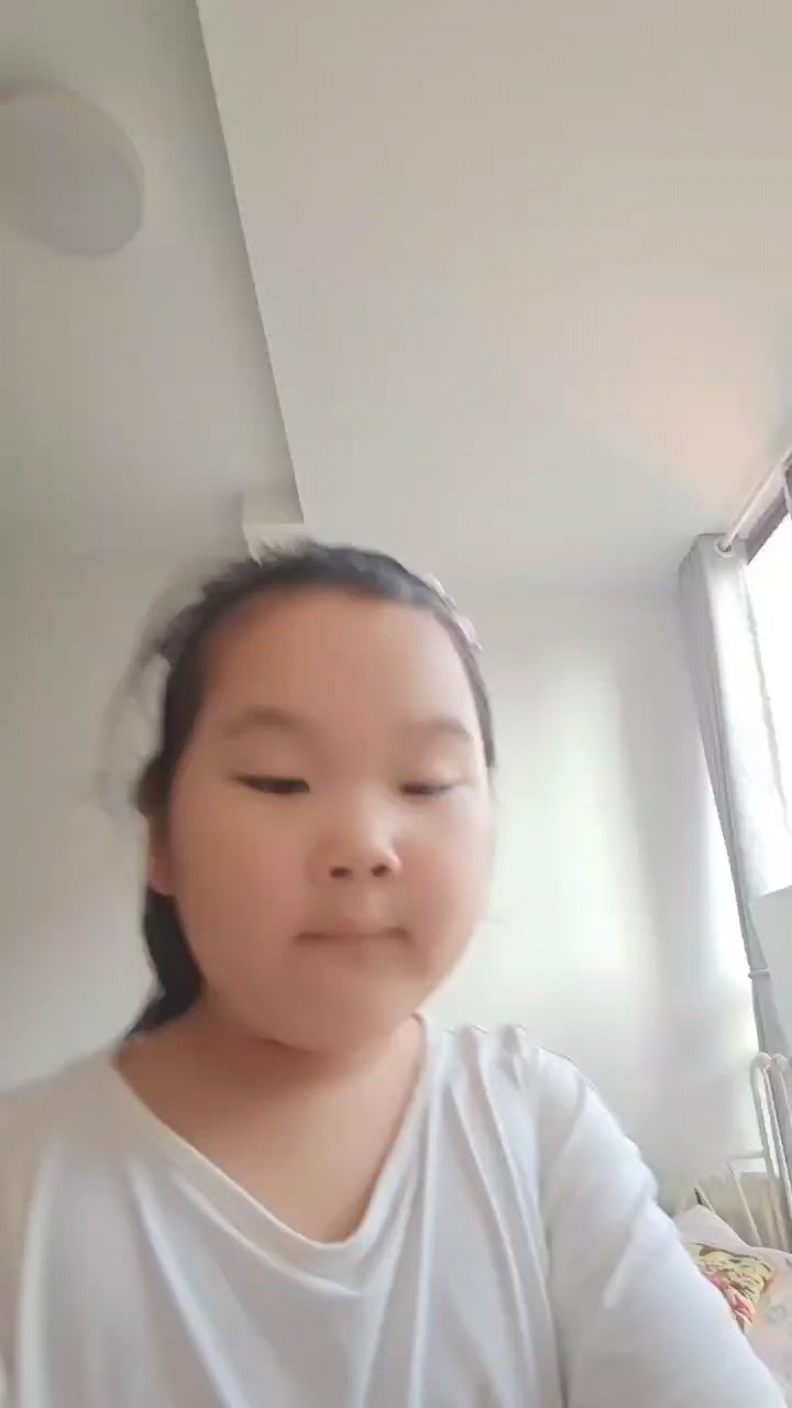 这是我弹的猫咪圆舞曲，你们都不会吧？(#ﾟДﾟ)