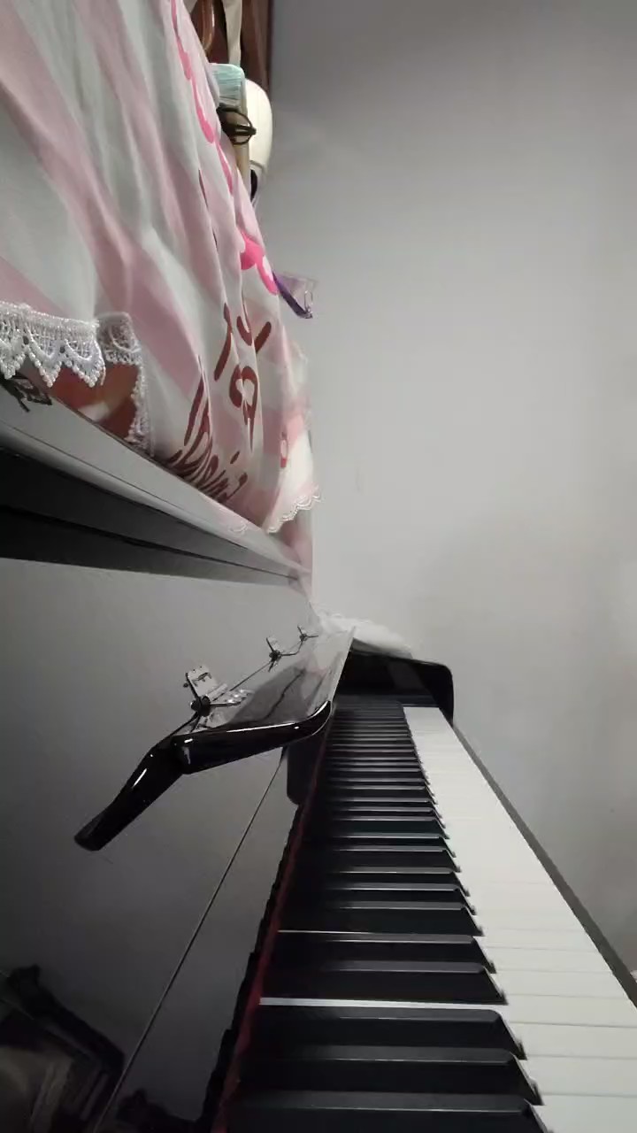 记录一下练到一半的成果 还没练熟 超级难练的一首🥺