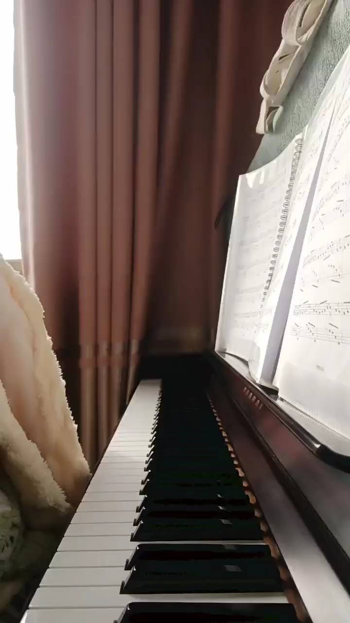 有点卡，理解一下