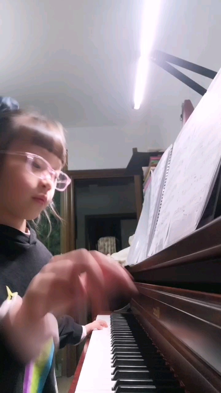 第一次发，快要比赛了，想法就多了。