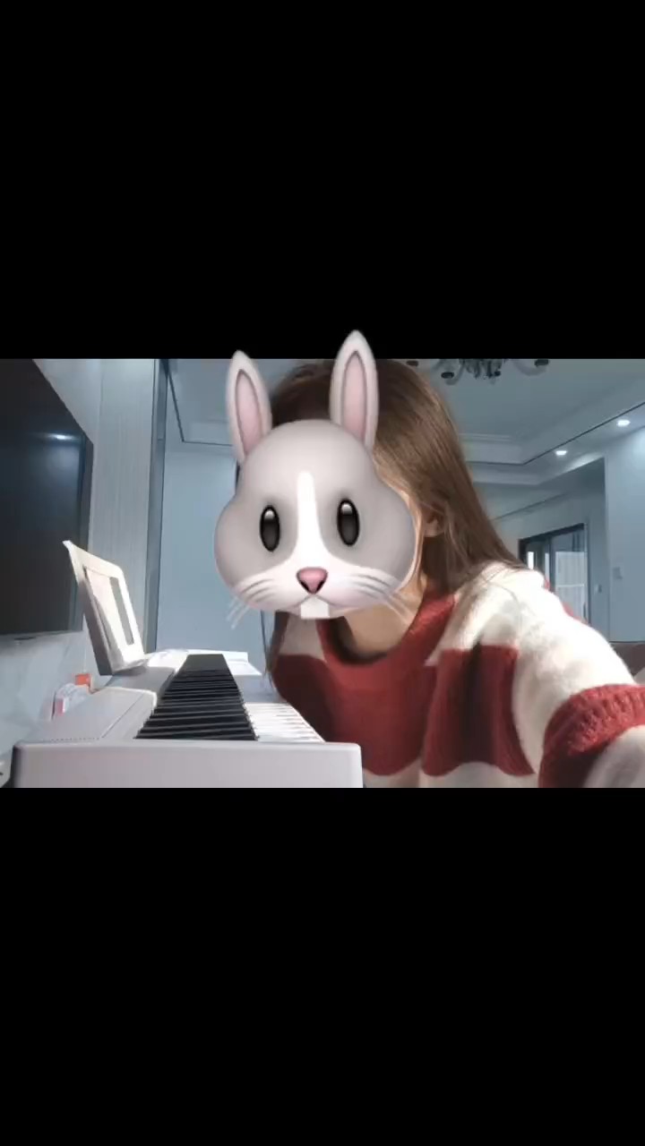 “总想要透过你眼睛 去寻找最原始的野性”