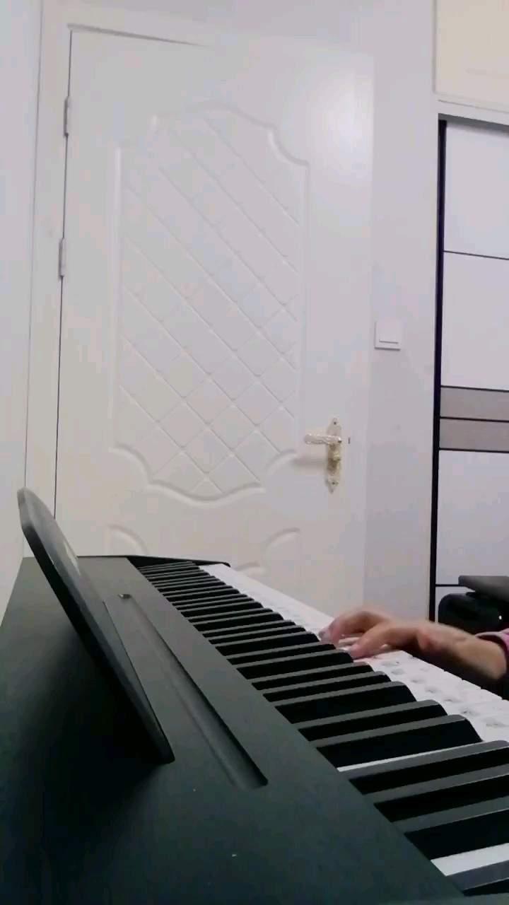 浅浅弹奏一下吧！不喜勿喷呦！！！☺️