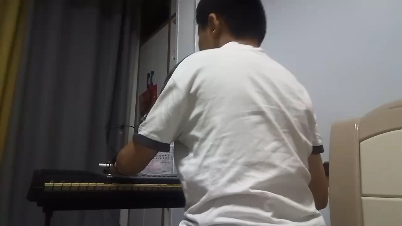 审核大大，我的是钢琴作品。🥺🥺🥺