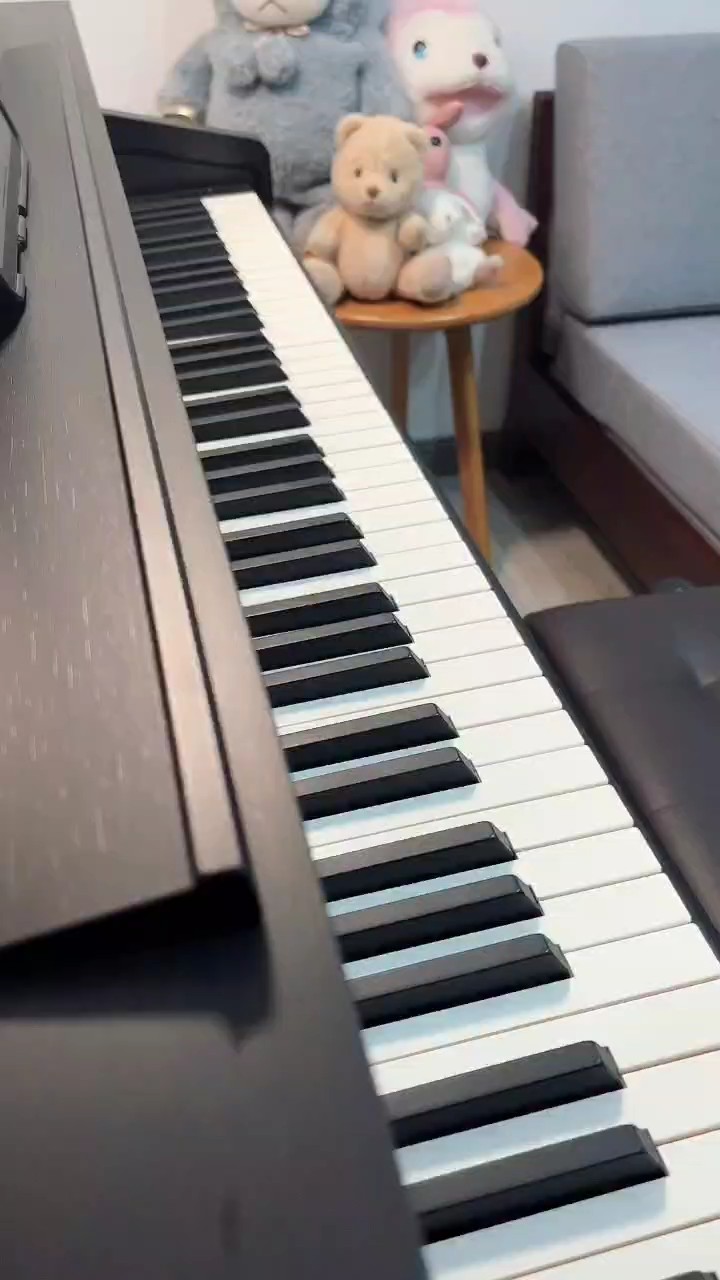 就把我们的秘密藏在这个冬天，藏在这首歌里♥
