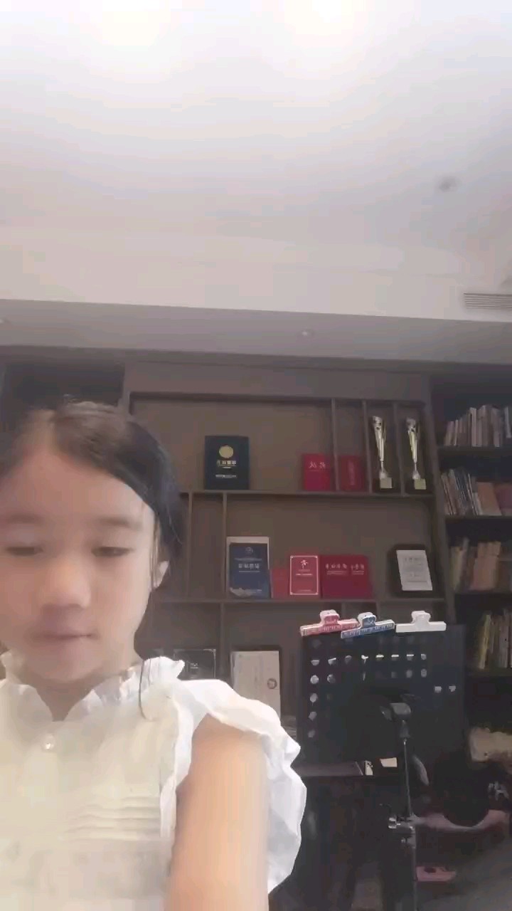 好听。