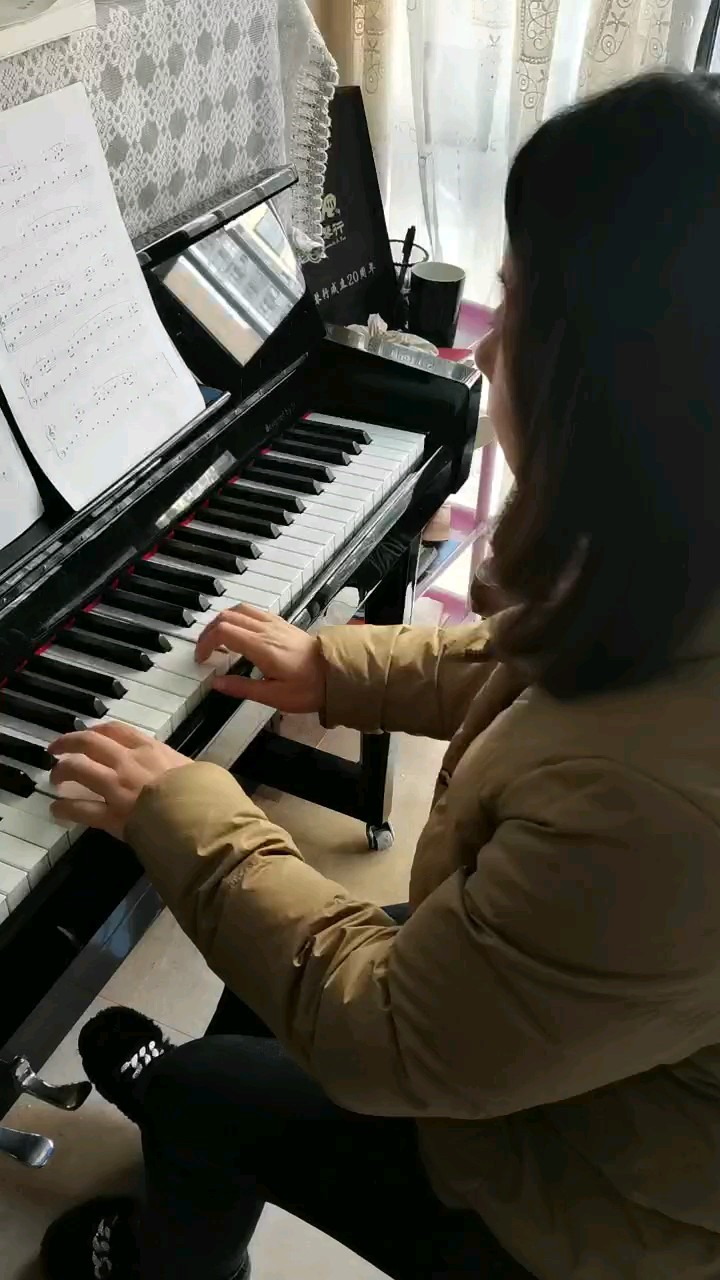萱草花钢琴教学