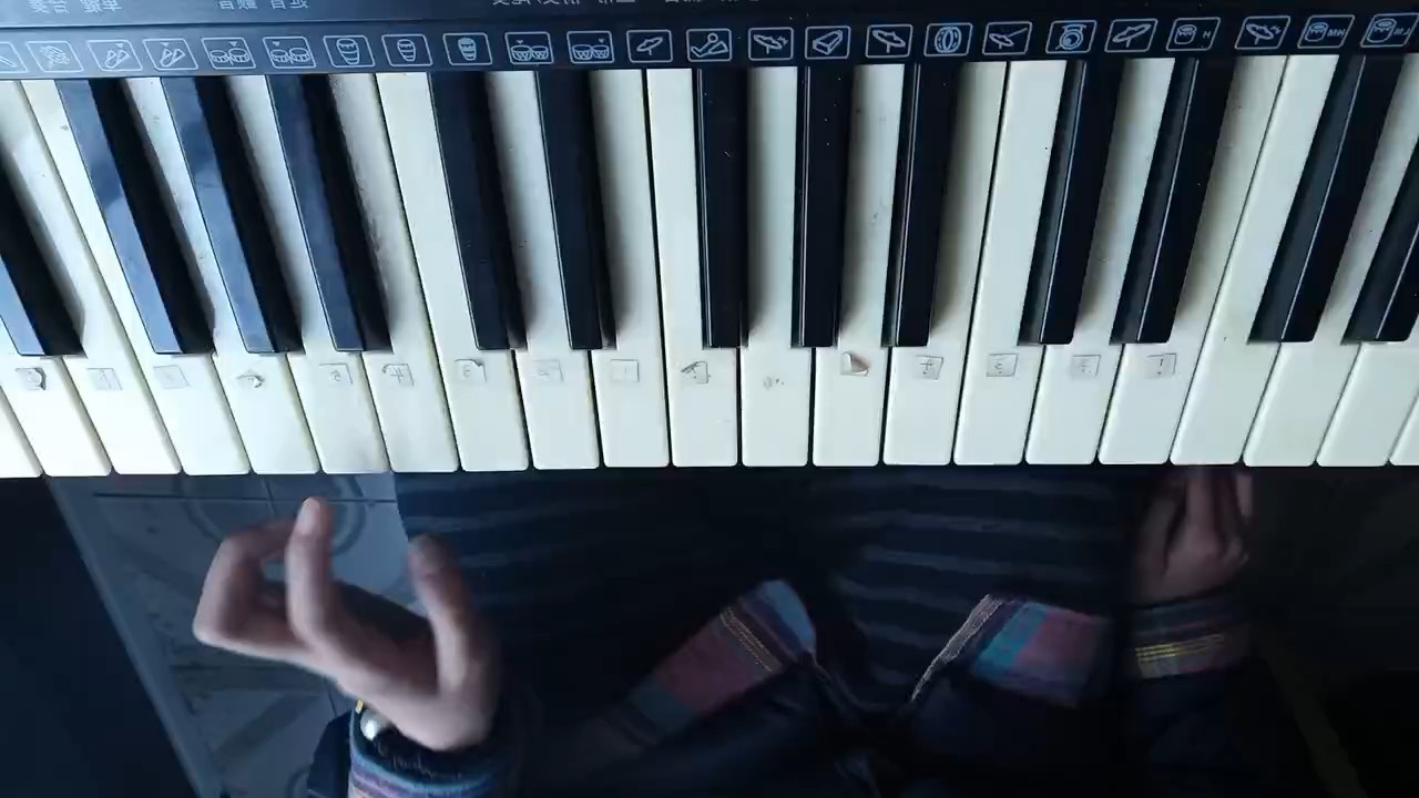 好劣质的视频😅关于中指和无名指还有小拇指一直在翘起来这件事🤓👆🏻