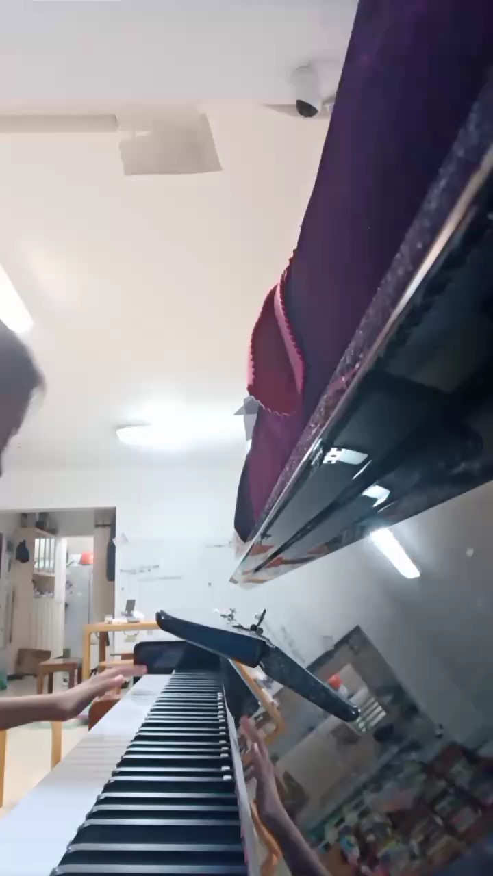 瞎 弹的