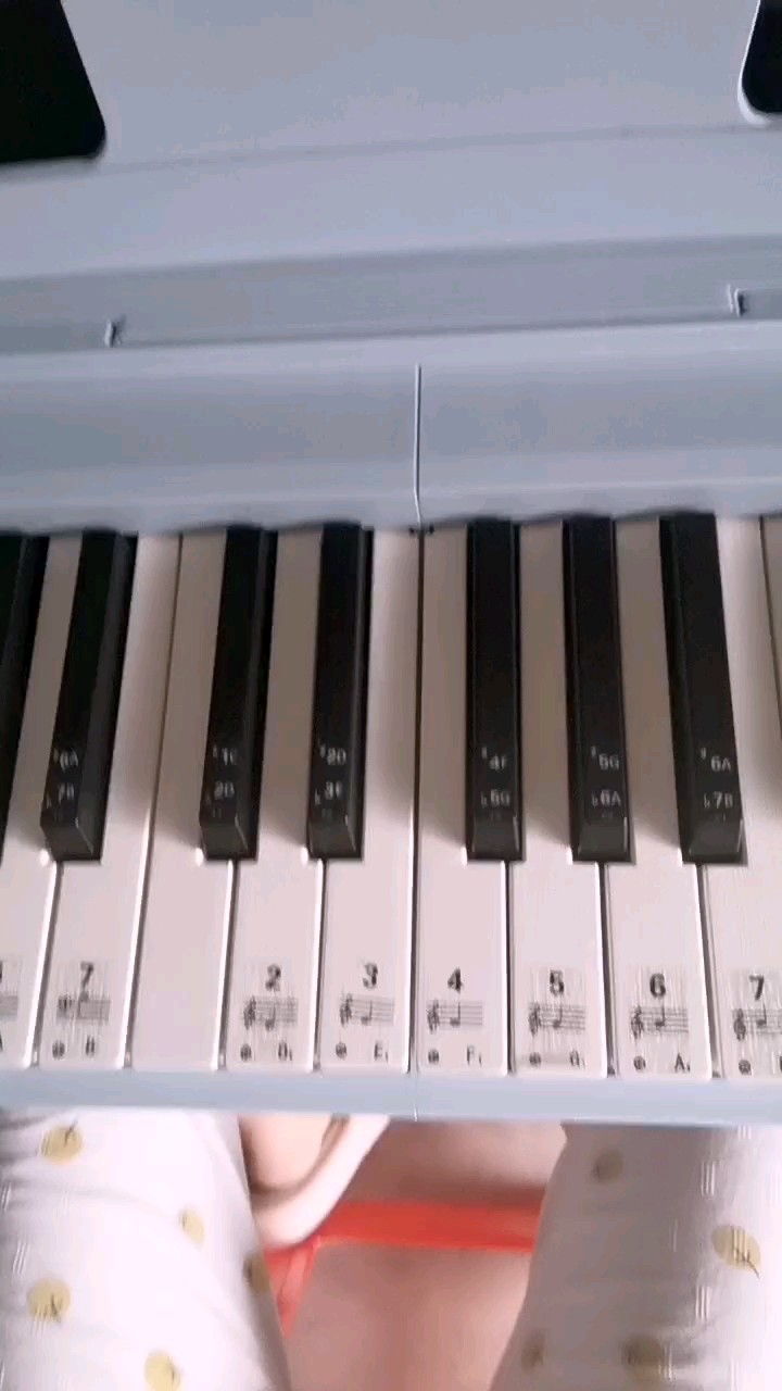 自學鋼琴，不喜勿噴🙏