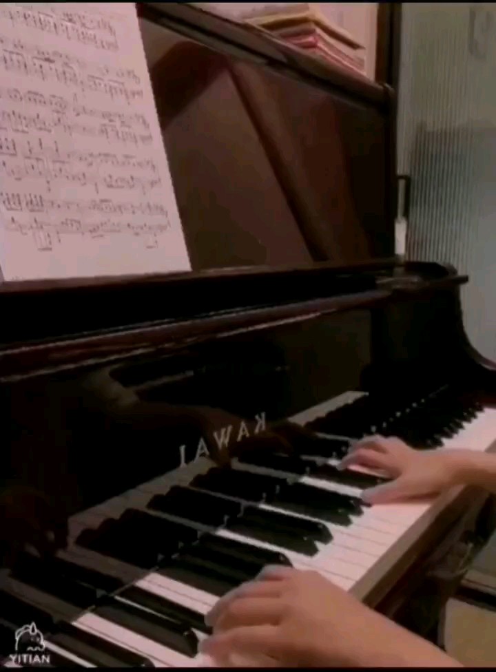 钢琴曲