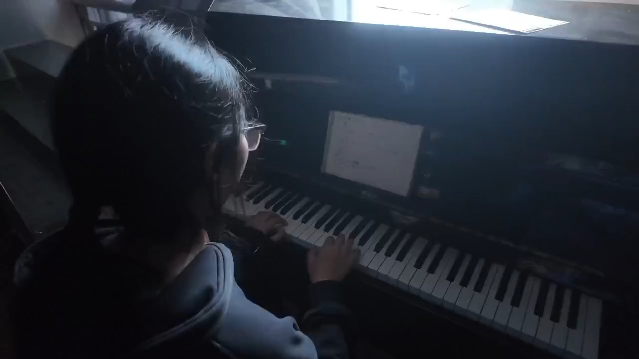 学校的钢琴🎹