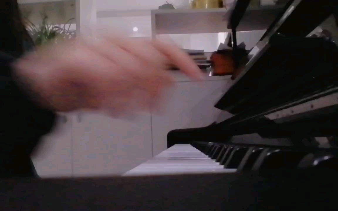 我喜欢兴风作浪，在你这里尤其擅长。——《南禅》