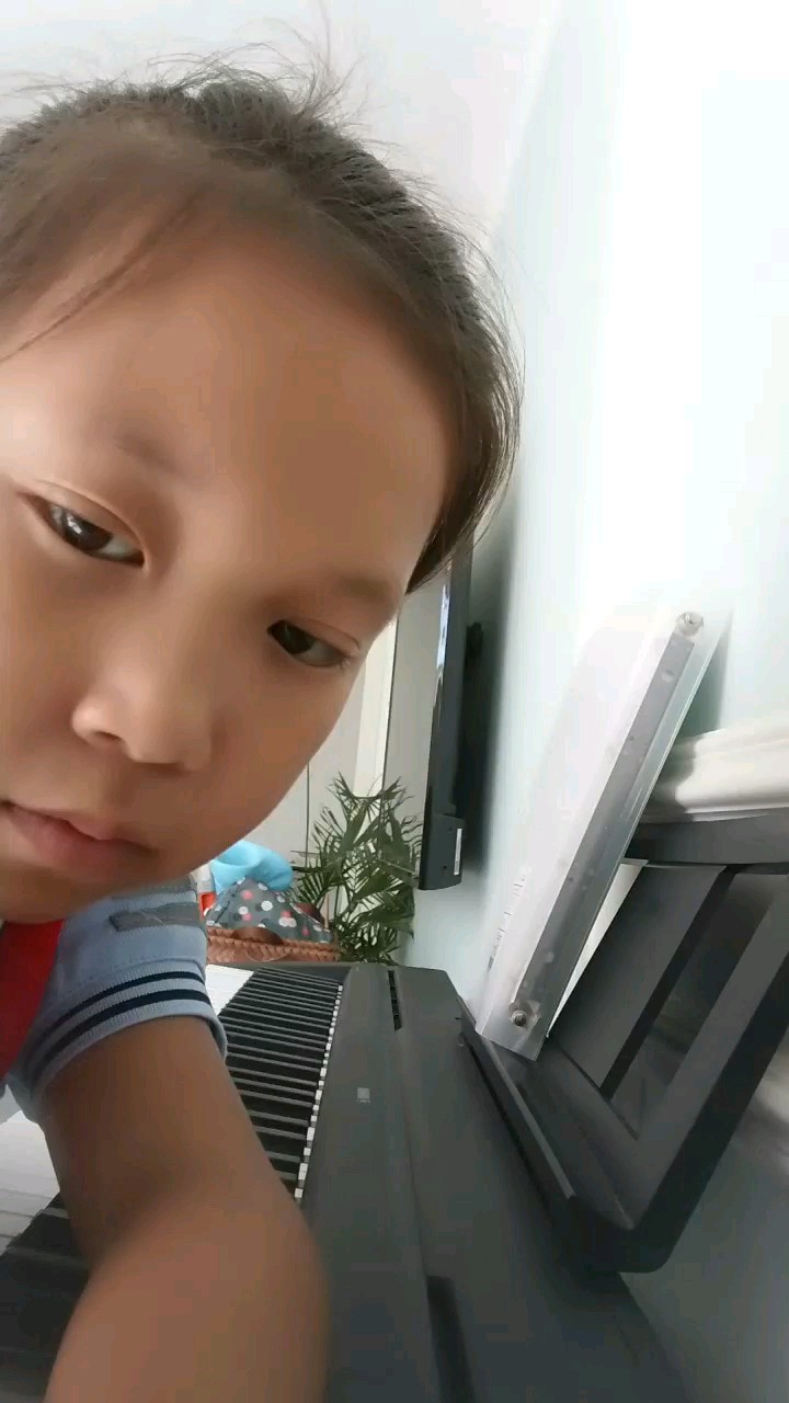哈农。